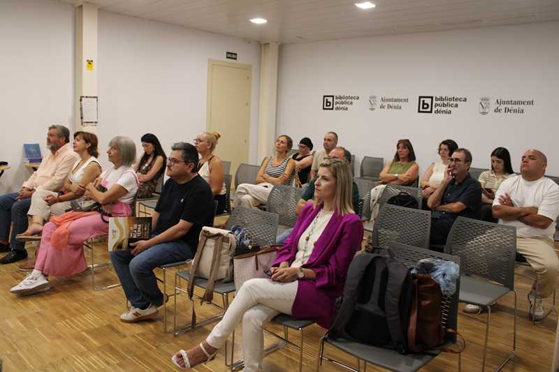  Tres alumnas de Gastronomía y Artes Culinarias de la Universidad de Alicante defienden sus trabajos de fin de grado en un acto público en Dénia 