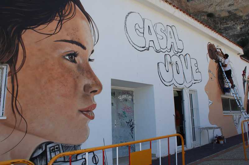 Foto L’Ajuntament de Dénia presenta el nou Casal Jove, un espai participatiu, obert i polivalent ...