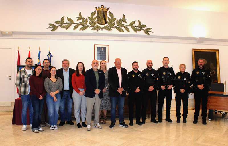 Dénia presenta la nueva Unidad de Prevención y Seguridad Ciudadana de la Policía Local