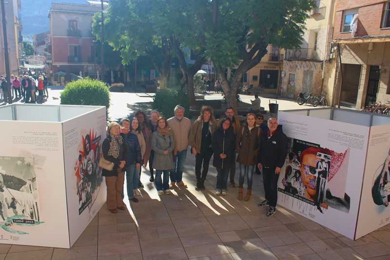 La exposición de arte en el espacio público ‘Somos marea’ se instala en la plaza Constitució