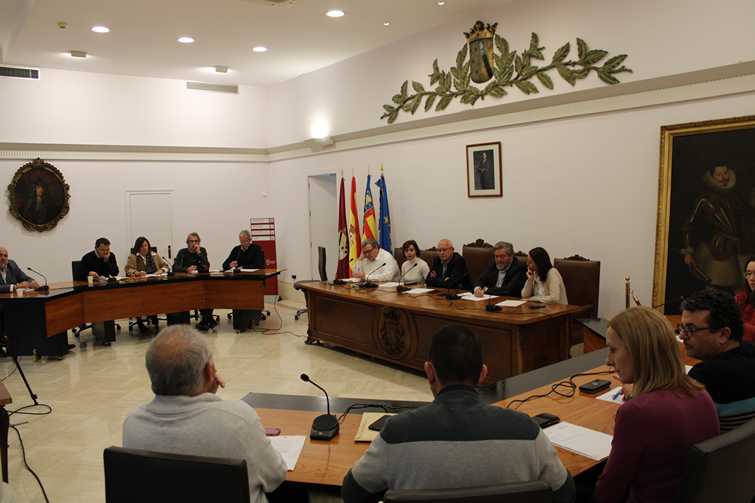 El Ajuntament de Dénia suspende la concesión de licencias para locales vinculados a asociaci...
