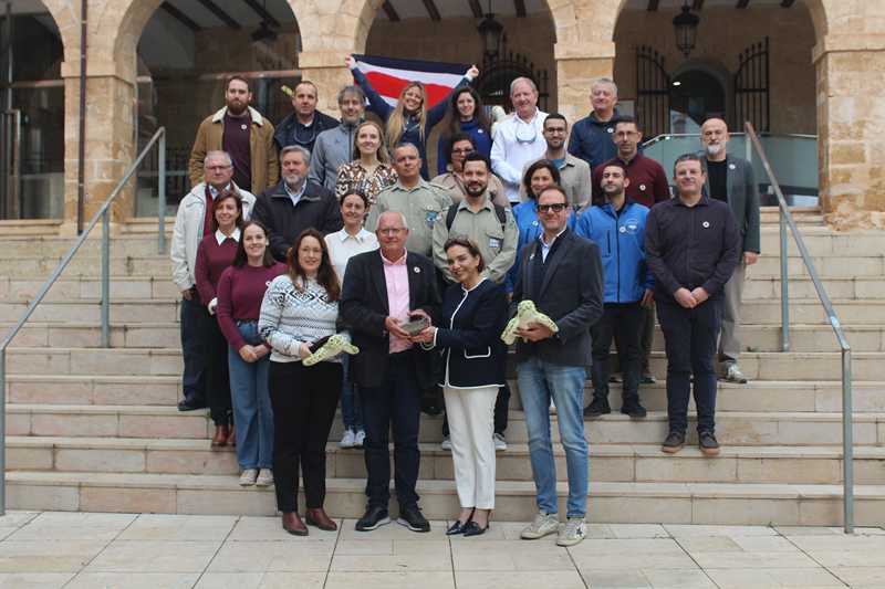 Dénia i el parc nacional de Tortuguero a Costa Rica s'alien en la protecció de les tortu...