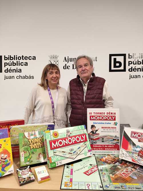  Juan Moro y Llúcia Signes, responsable de Bibliotecas 