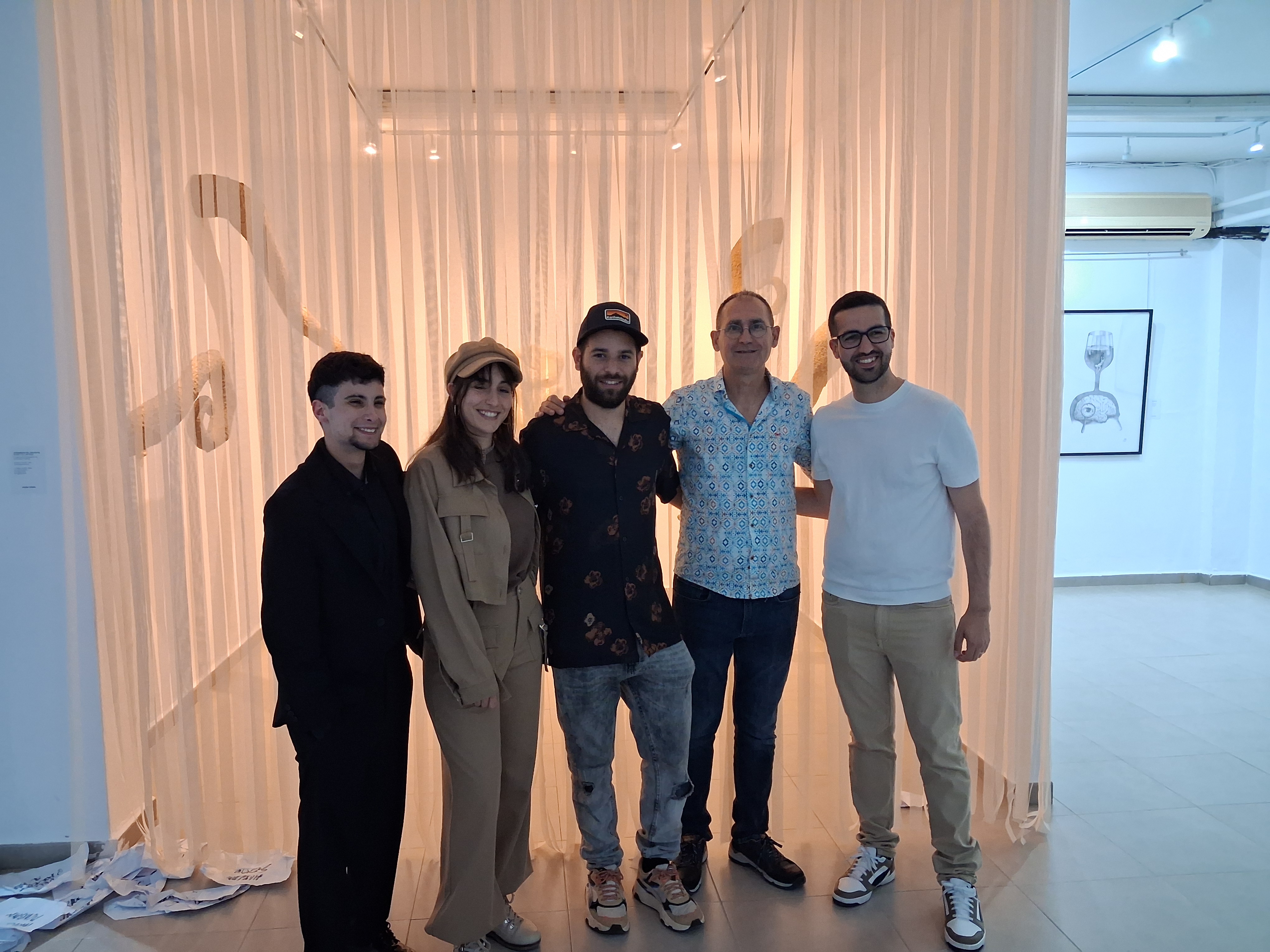 La Sala Joves Art de Dénia inaugura una exposición colectiva con cuatro artistas vinculados ...