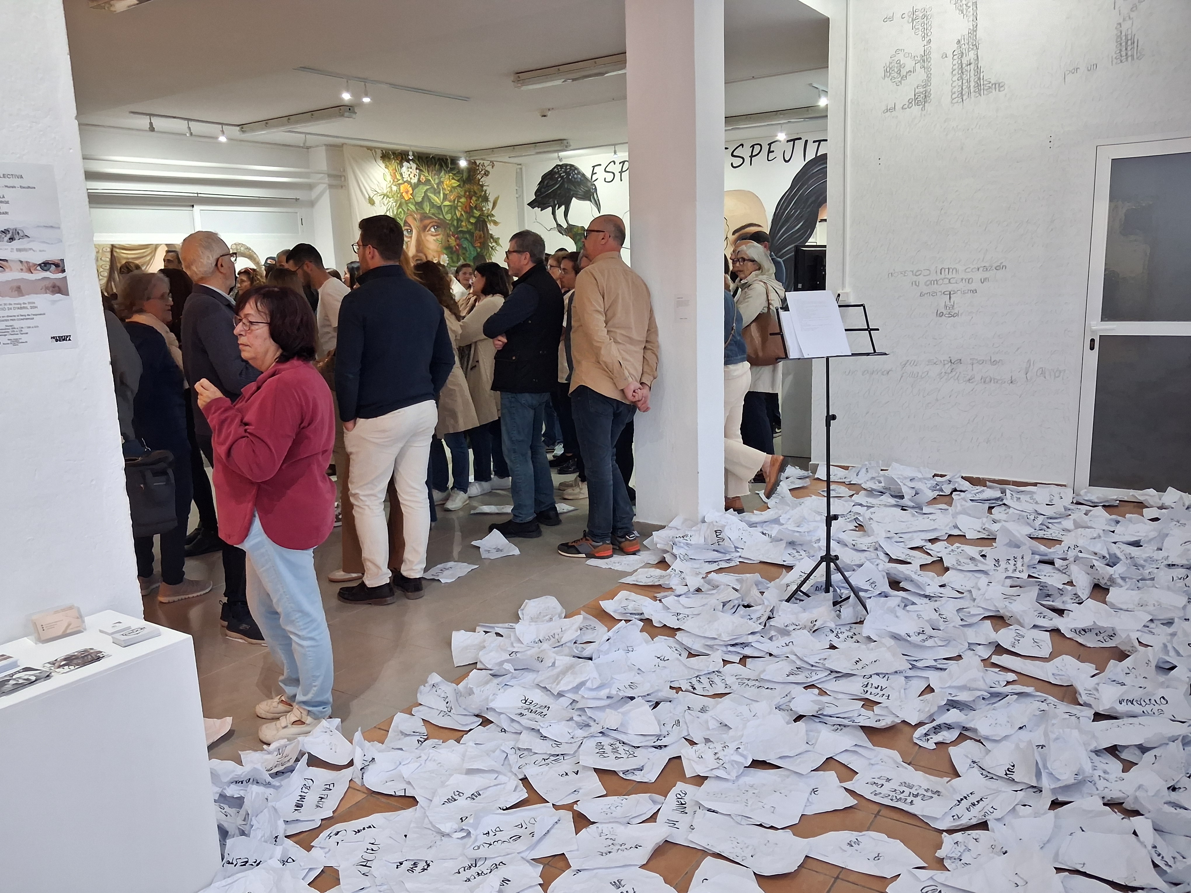 La Sala Joves Art de Dénia inaugura una exposición colectiva con cuatro artistas vinculados ...