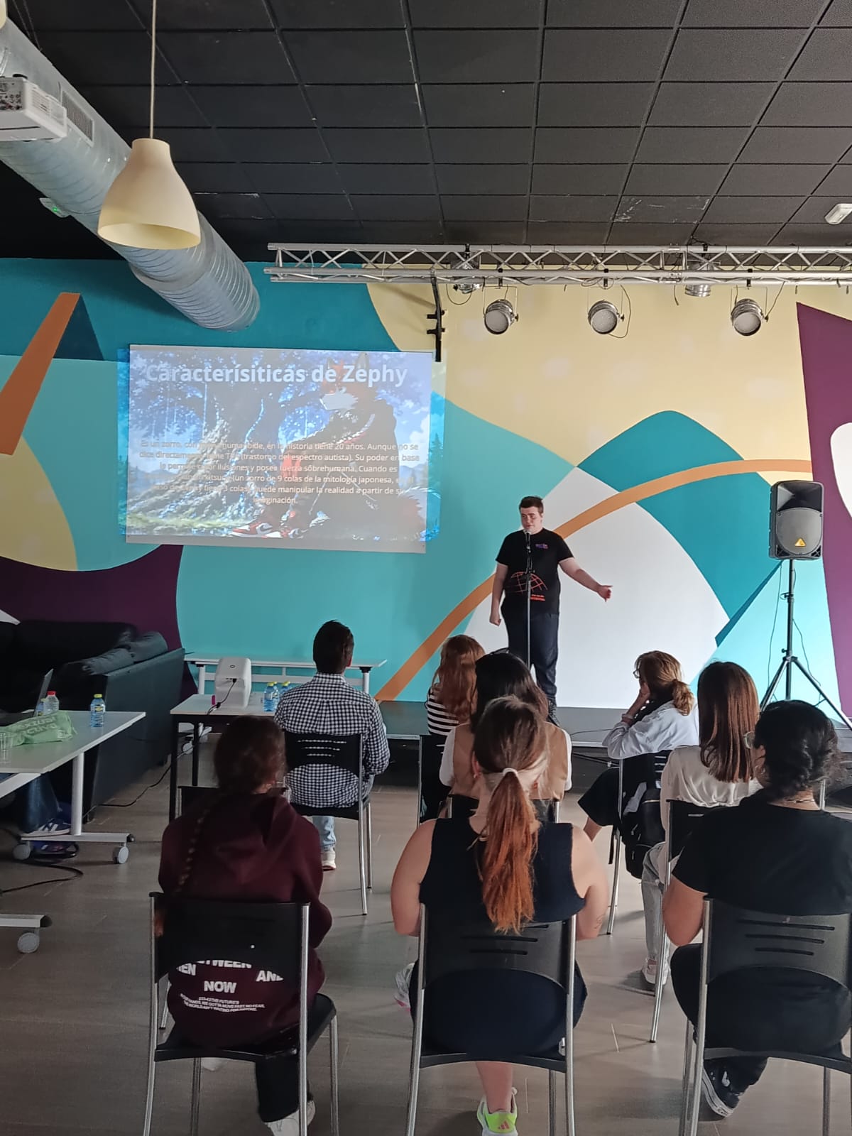 El Casal Jove celebra el Día del Libro con la presentación de la obra del joven autor dianen...