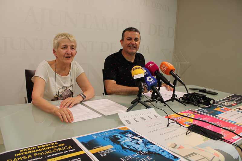 Foto El regidor Raúl García de la Reina presenta la programació