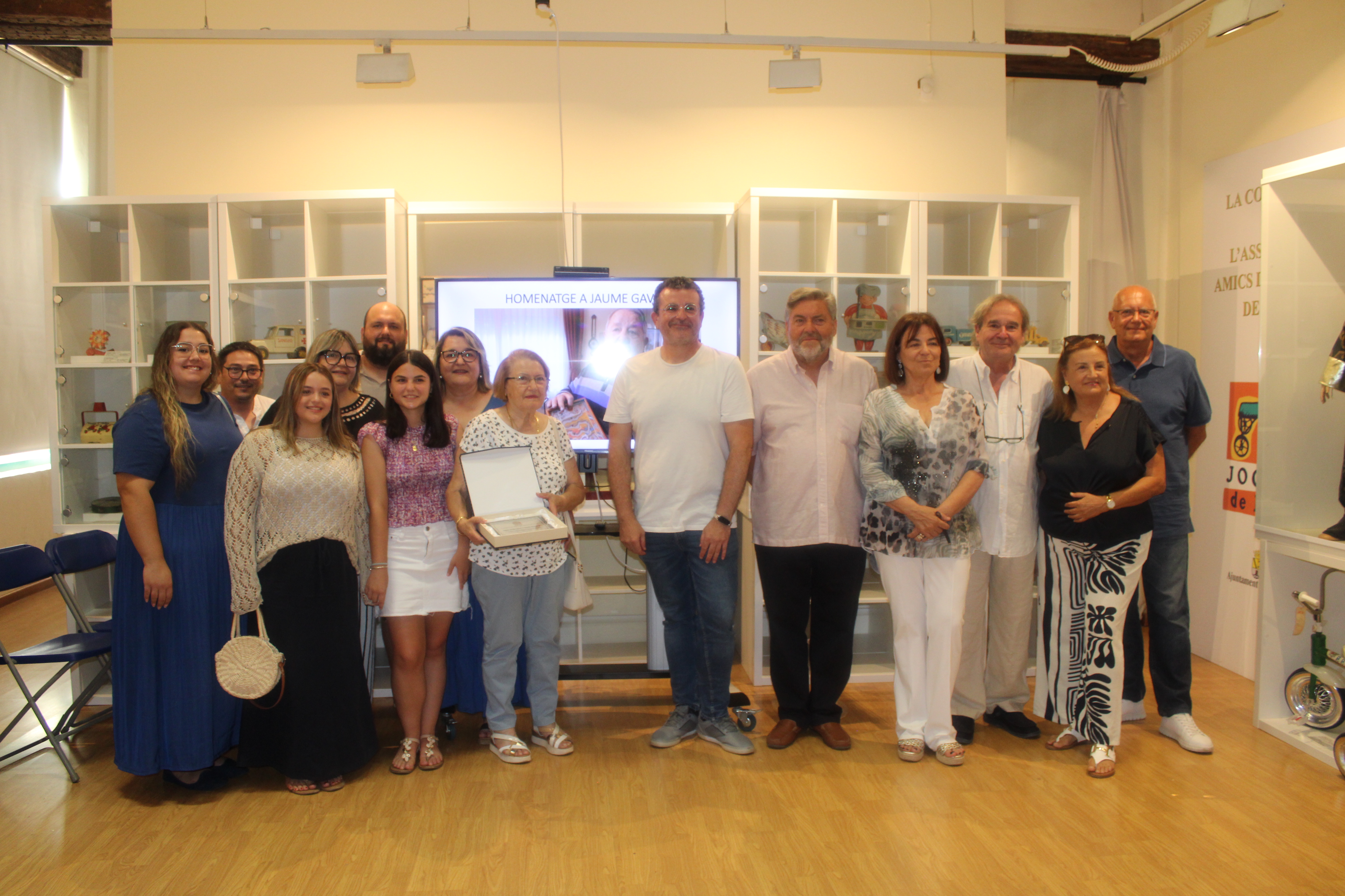 El Museo de los Juguetes de Dénia exhibe piezas de la colección del emblemático restaurador dianense Jaime Gavilà Llorca cedidas temporalmente por la familia 