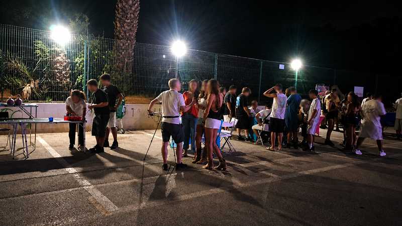 Foto Vora 500 joves participen en la campanya preventiva davant el consum d’alcohol i altres drog...