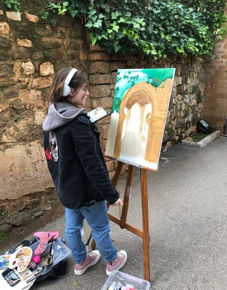  Dénia se deja pintar por el talento joven en el II Concurso de Pintura Rápida de la Marina Alta 