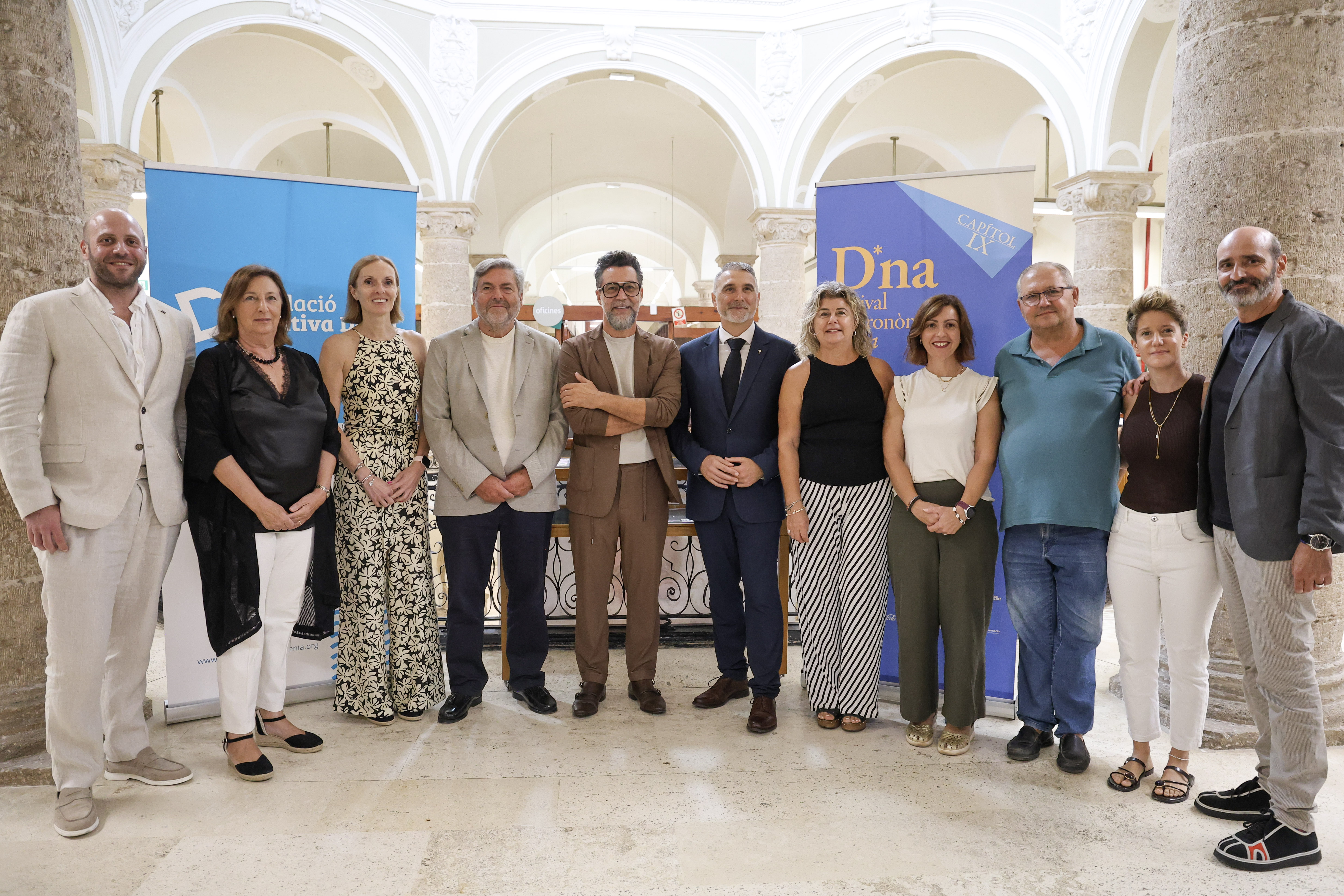 D*na reunirà a Ferran Adrià, Paco Roncero i Susi Díaz al voltant d'una gran taula davant...